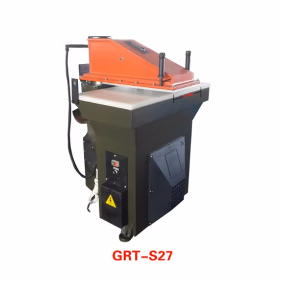 Machine de découpe à bras oscillant/presse à cliquer
